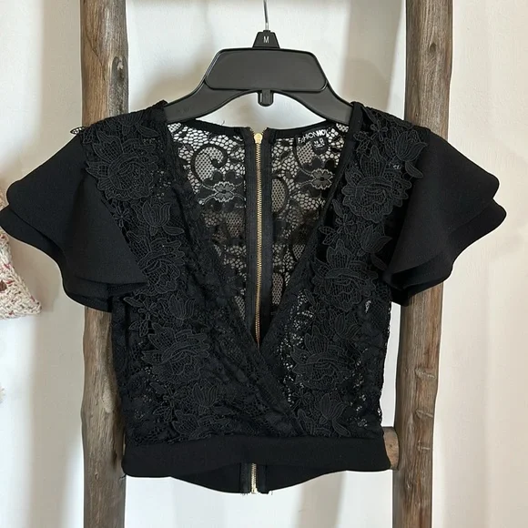 Amanza Ruffle Sleeve Black Lace Blouse / Size Small - Picture 4 of 10